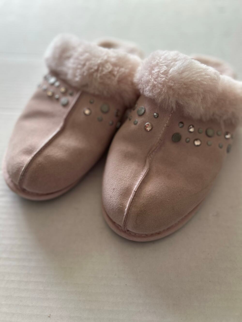 UGG Scuffette II Studden Bling Seashell Pink Slippers Women's US 9